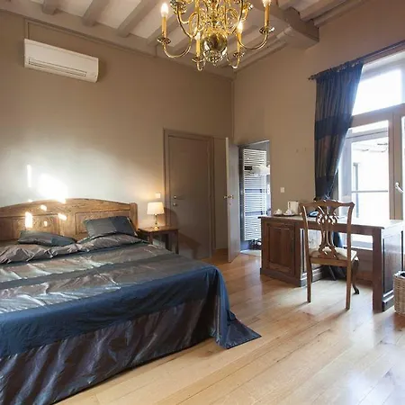 Hotel Boterhuis 3*